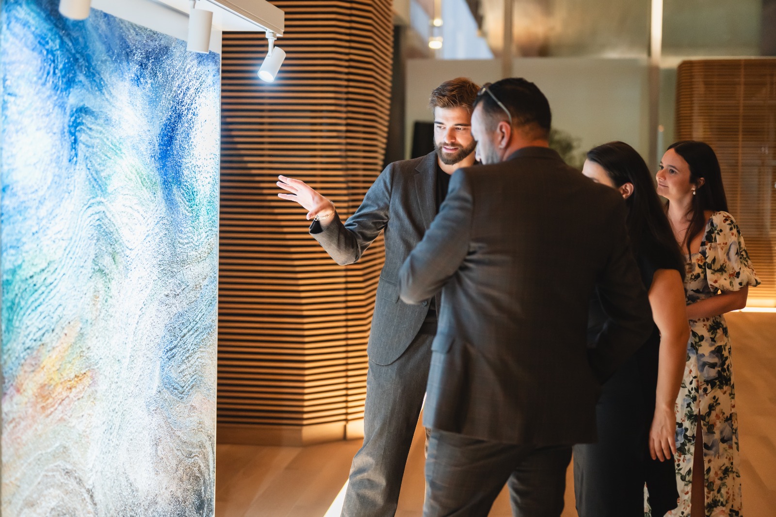 ون زعبيل يستضيف عرض حصري لأعمال الفنان السويسري فلاد بوكول 